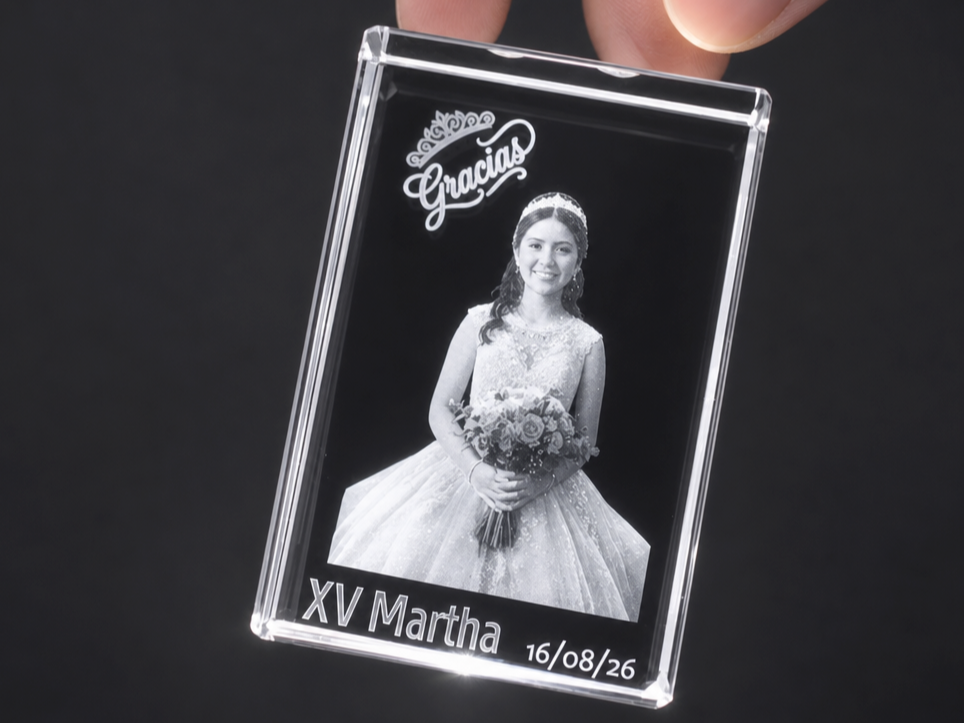 Personalized Crystal keychain with Quinceañera Portrait