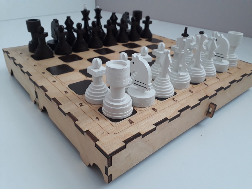 [Laser cut and engrave] Wooden Chess Set with Intricate Layered Pieces and Folding Board
