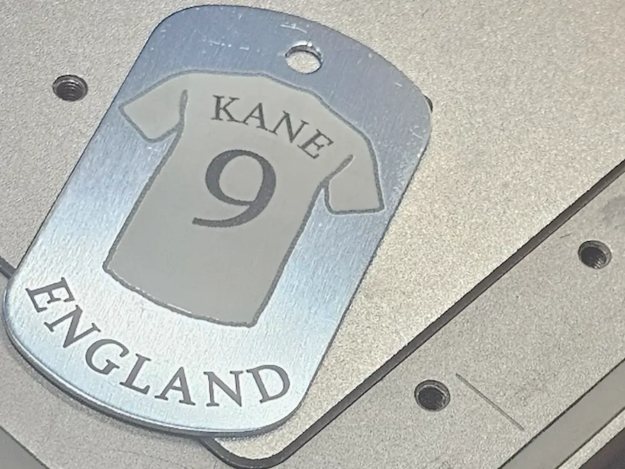 [Laser cut and engrave] England Football Jersey Dog Tag with Kane Number 9