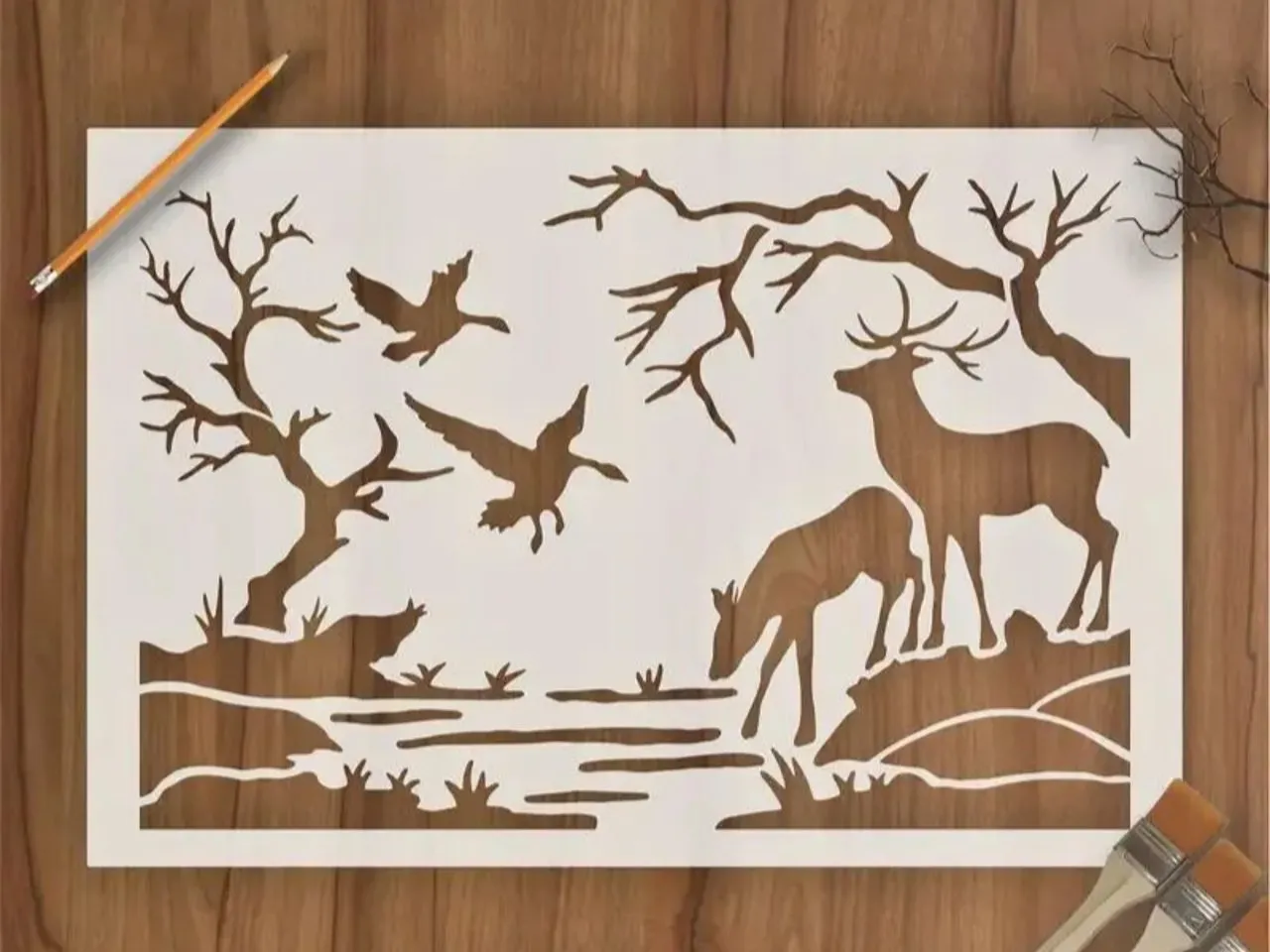 [Laser cut and engrave] Plantilla de estarcido con paisaje de ciervos y aves en el bosque