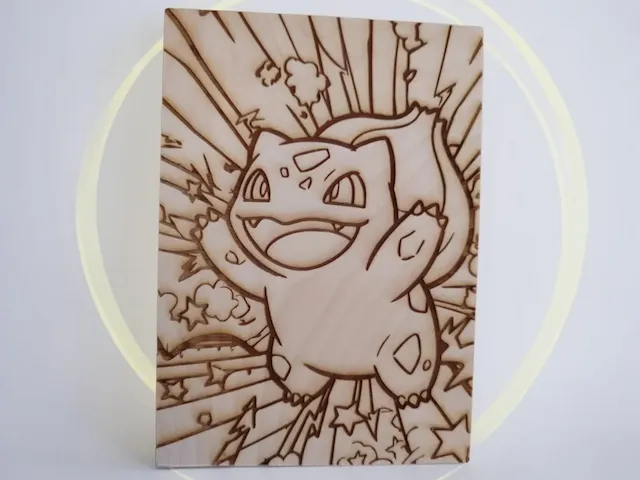Tableau en bois représentant Bulbizarre de Pokémon style pop art