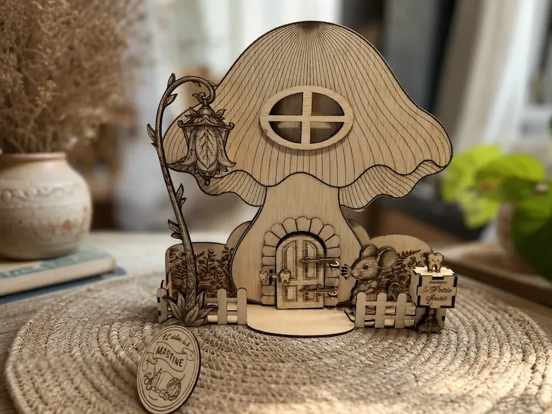Maison champignon pour la Petite Souris avec boîte à dents