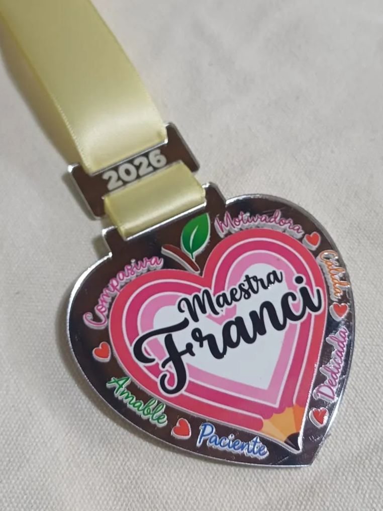 Heart-shaped medal for a teacher - heart medals -  UV dtf desing - English and spanish 2