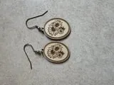 [Laser cut and engrave] Oval Wooden Earrings Featuring Nature and Animal Motifs