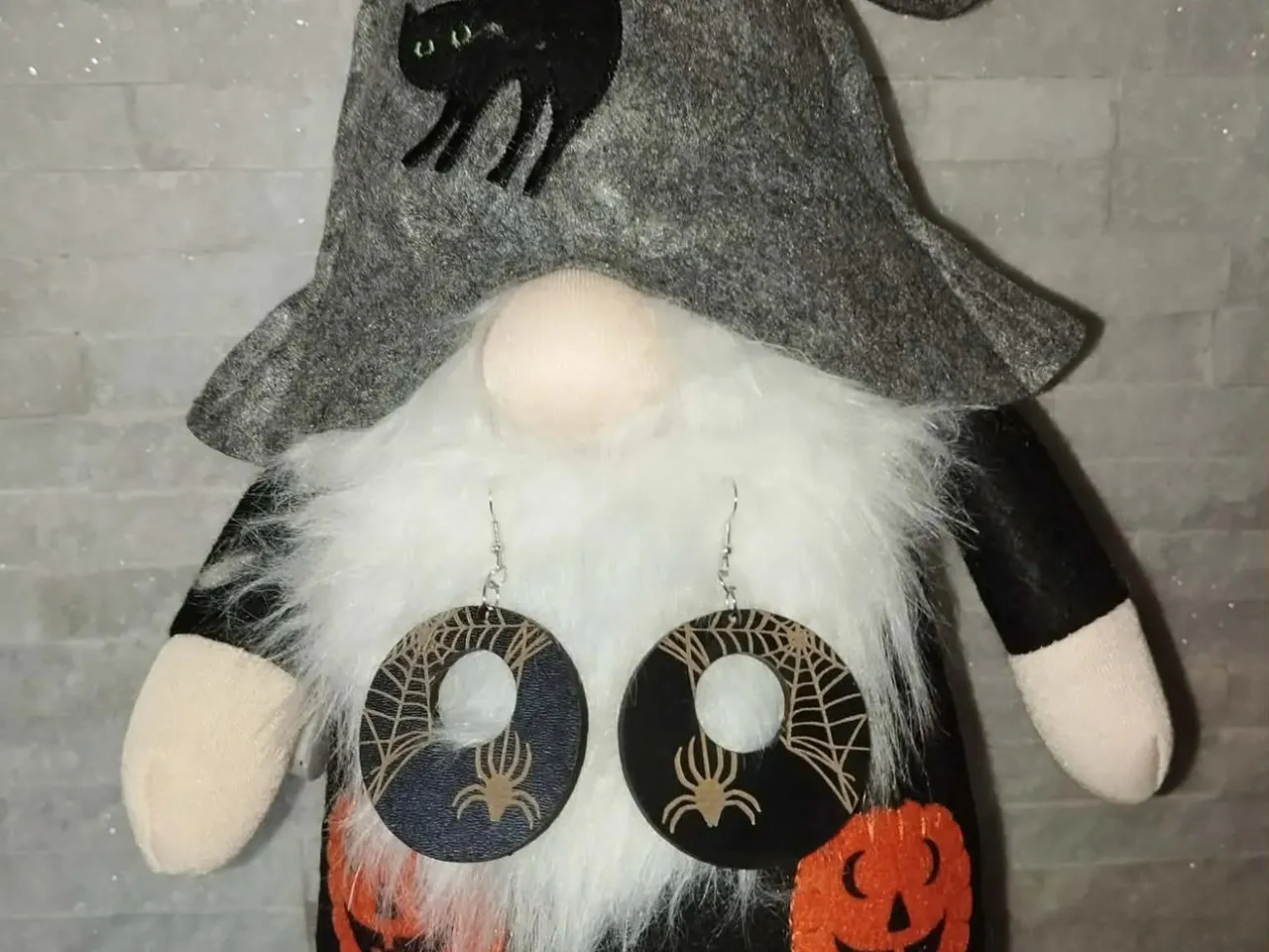 [Laser cut and engrave] Boucles d'oreilles rondes avec motif de toile d'araignée pour Halloween