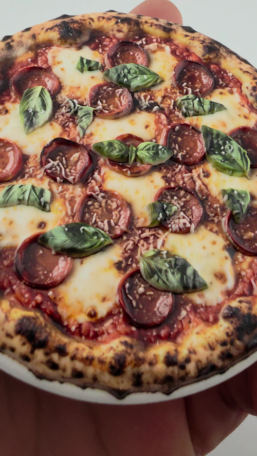 [UV printing] Neapolitan style pepperoni pizza with fresh basil and mozzarella