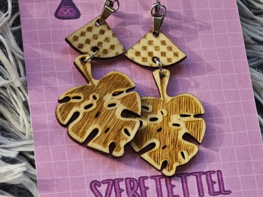 Monstera Earrings