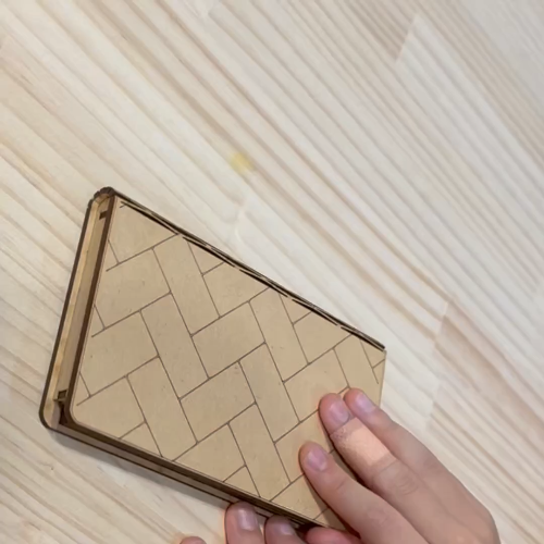 [Laser cut and engrave] 麻の葉模様の木製名刺入れ カードケース