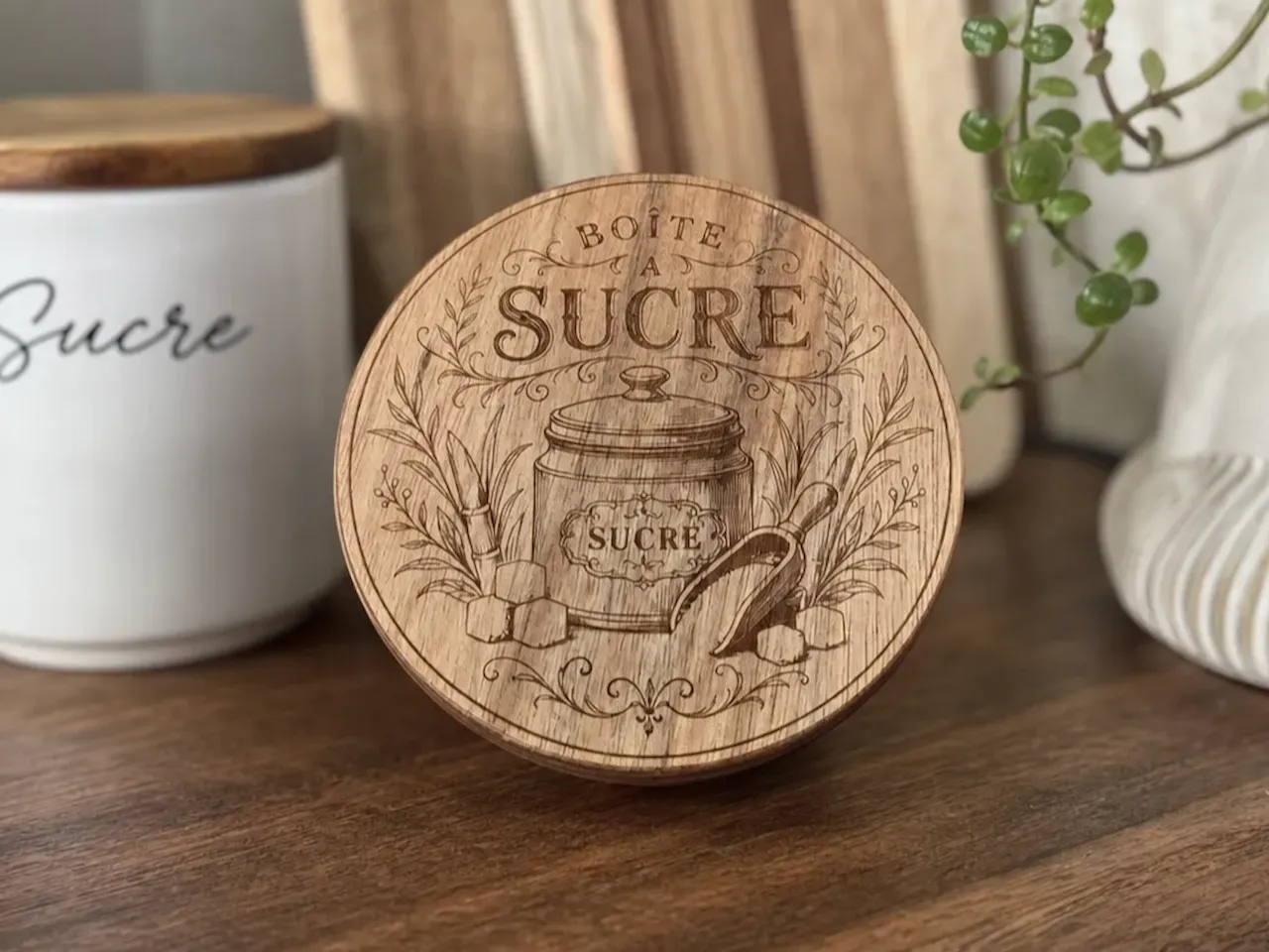 [Laser cut and engrave] Couvercle en bois pour boîte à sucre avec motif vintage