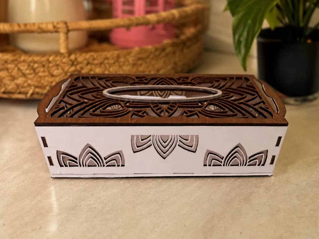 Boîte à mouchoirs rectangulaire avec motif mandala ajouré