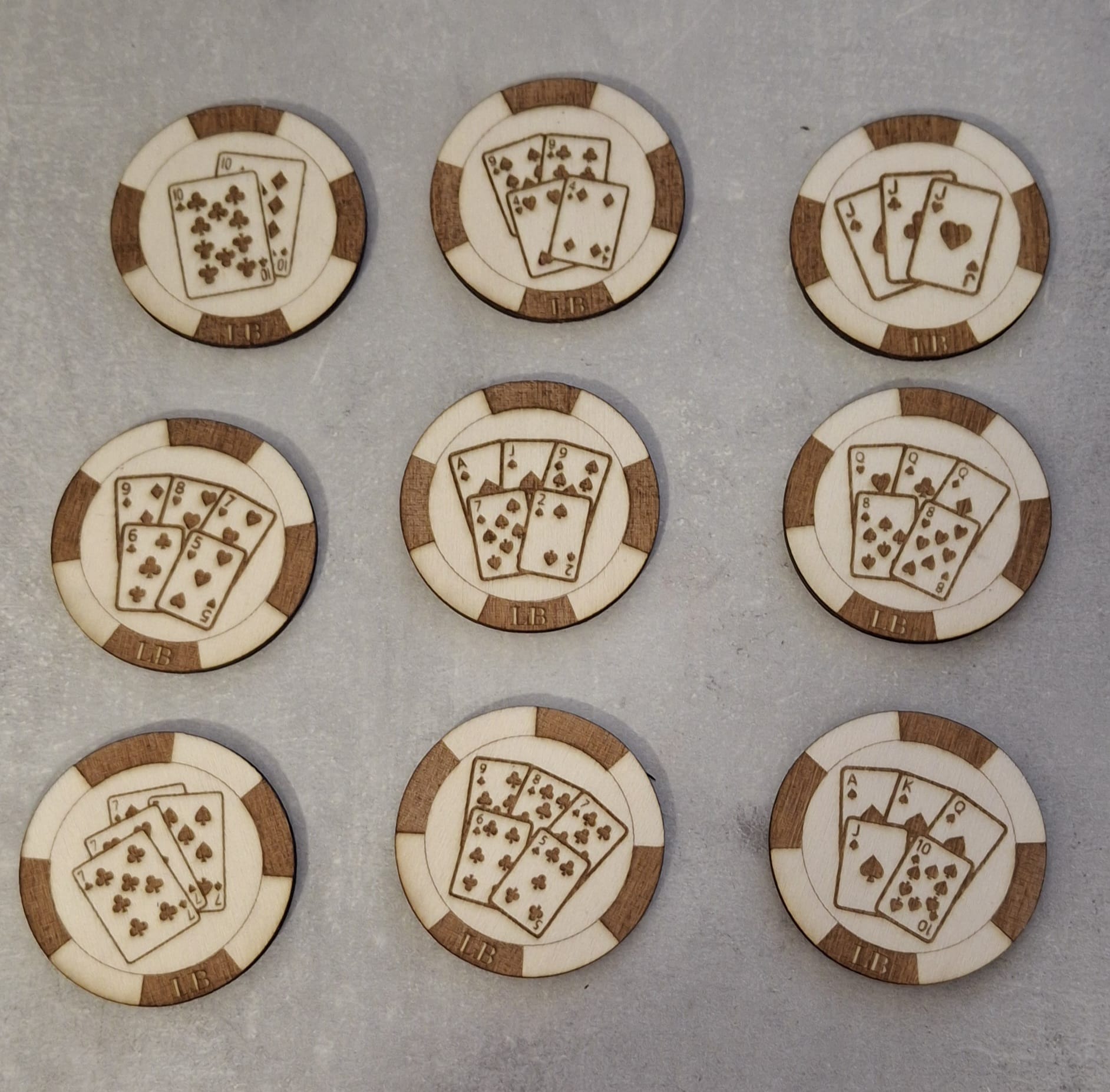 [Laser cut and engrave] Jetons de poids en bois avec marquage numérique