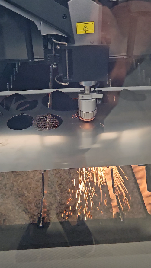 [Laser cut and engrave] Ohrringe mit Blume des Lebens Motiv