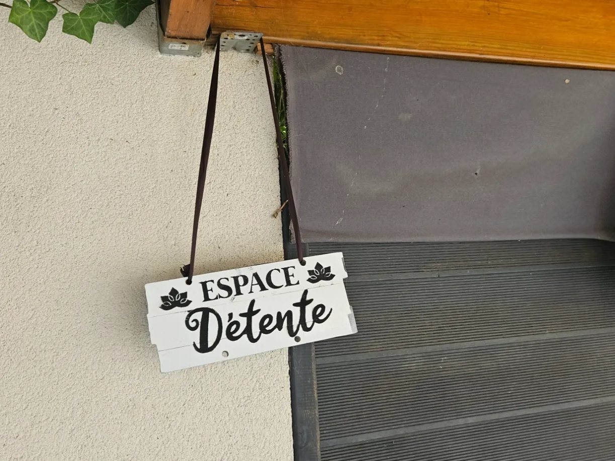 Panneau bois "espace detente"
