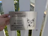 [Laser cut and engrave] Plaque de signalisation humoristique avec chien pour portail
