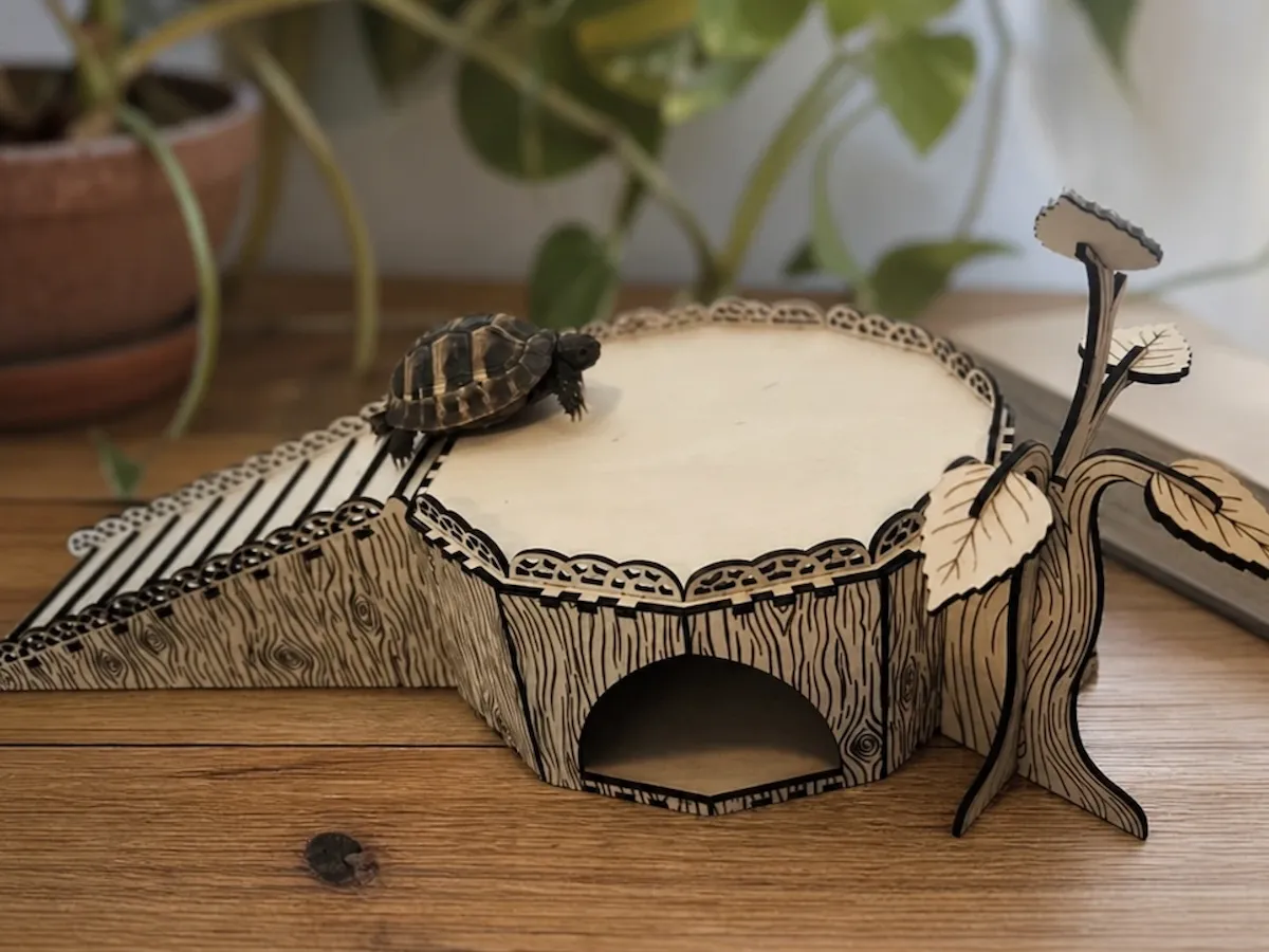[Laser cut and engrave] Tortoise house with Ramp and Hideout