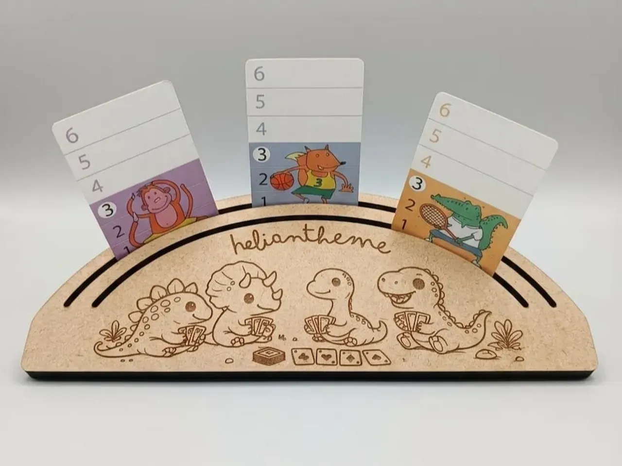[Laser cut and engrave] Support de cartes à jouer pour enfant avec motif dinosaure
