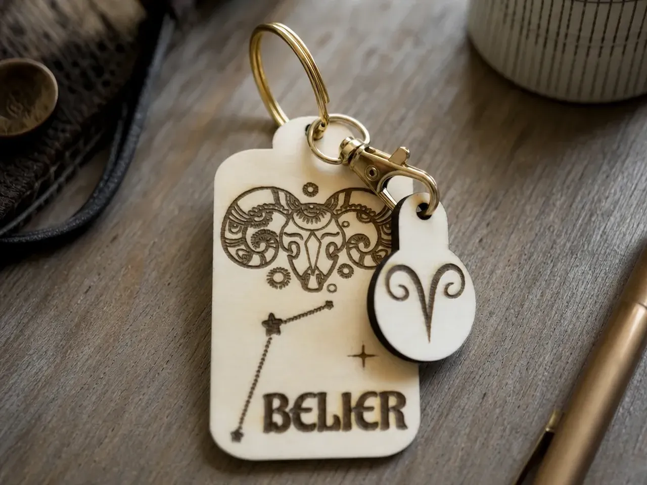 [Laser cut and engrave] Mon signe, mon anniversaire, mon cadeau. Porte clé, jeton de caddie (12 signes du zodiaque)