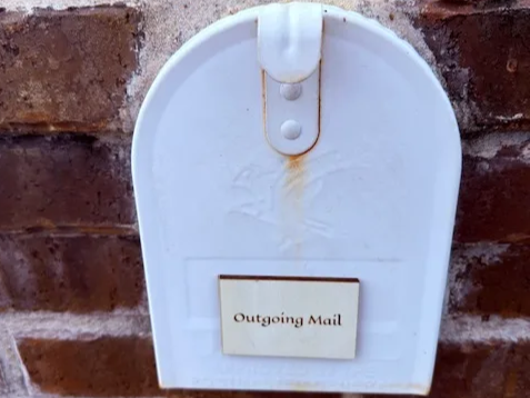 Outgoing Mail Sign for Residential Mailbox