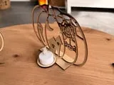 [Laser cut and engrave] Kürbis Aufsteller mit Spinnennetz Geisterhaus Motiv für Halloween