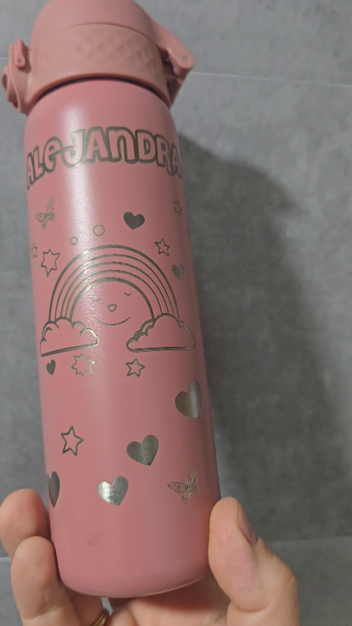 [Laser cut and engrave] Botella de agua rosa personalizada con diseño de arcoíris