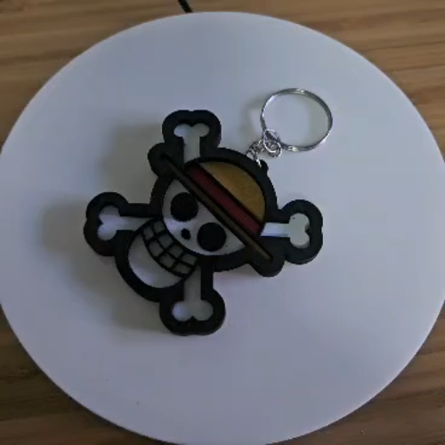 [Laser cut and engrave] Llavero con el emblema de la calavera de One Piece