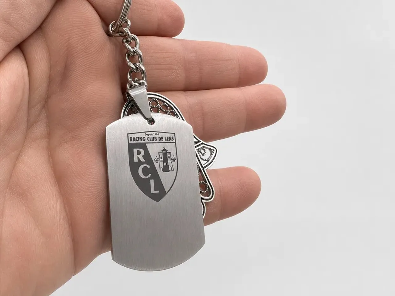 [Laser cut and engrave] Porte-clés plaque militaire Racing Club de Lens