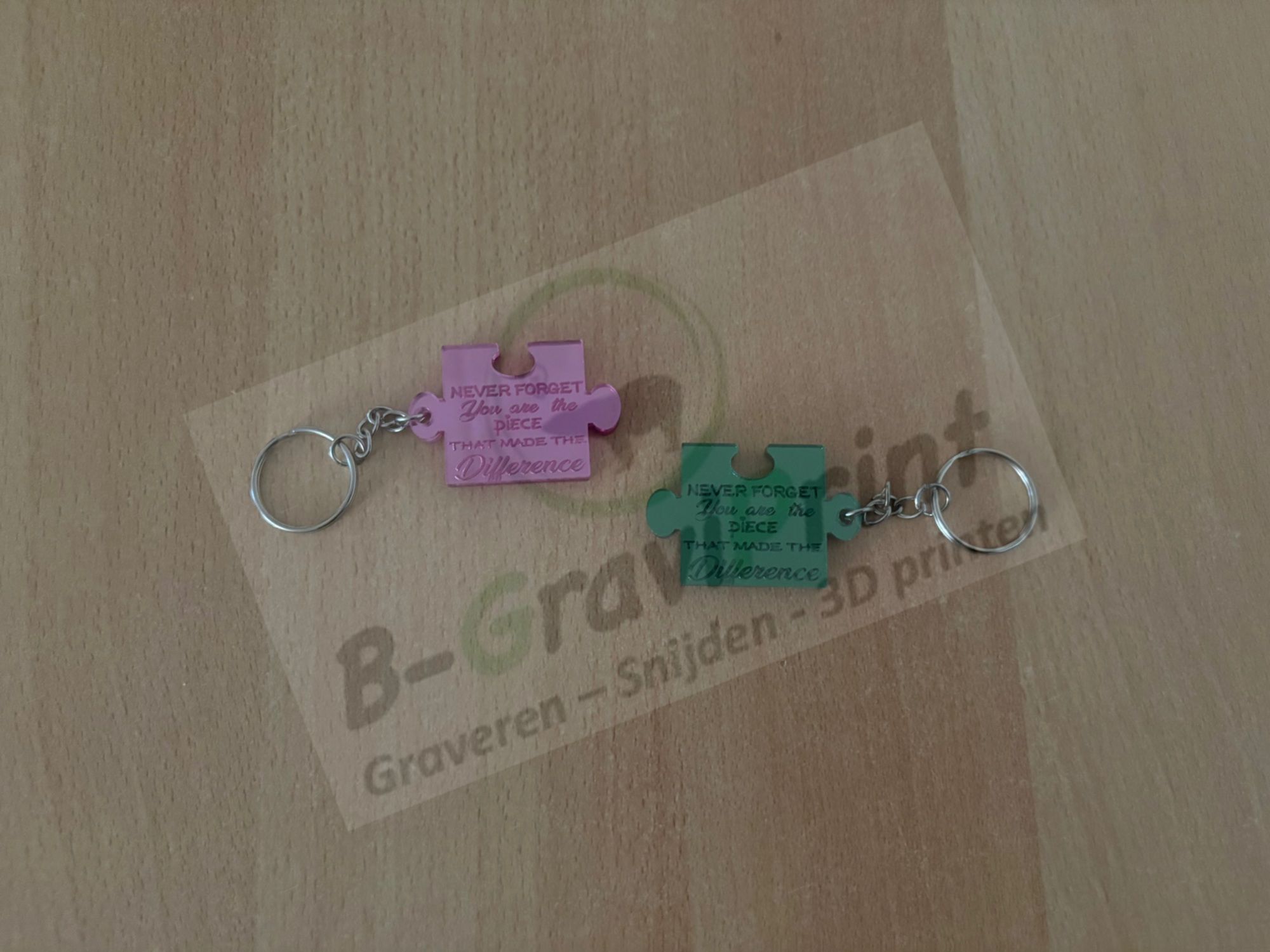[Laser cut and engrave] Puzzle Piece keychain with great headliner