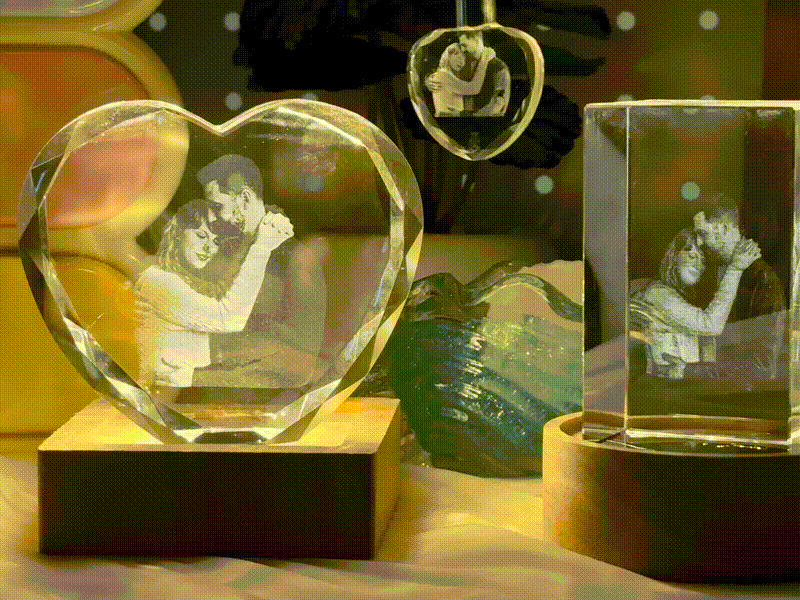 Personalized Taylor Name Glass Ornament