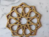 [Laser cut and engrave] Geometric Star Pattern Hanging Ornament