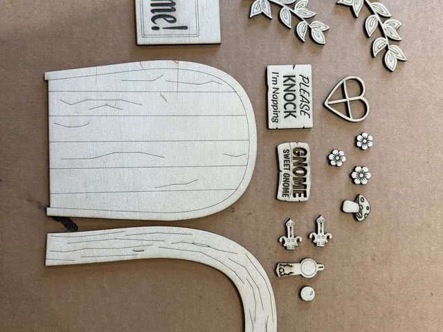 Wooden Hobbit Gnome Door with Lantern Mailbox for Garden instruction: step 1 - Load file / choose parts cut out 