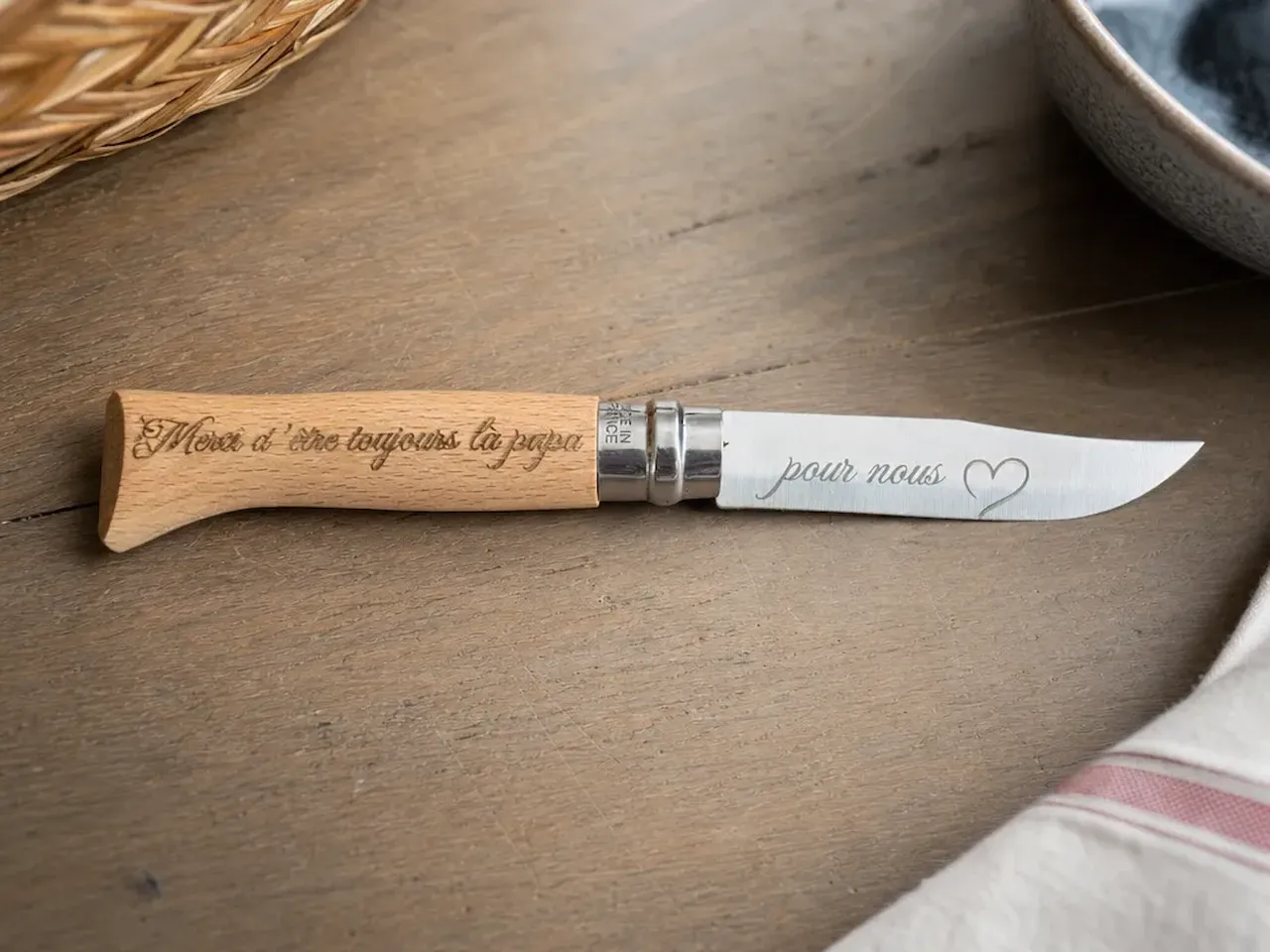 [Laser cut and engrave] Couteau de poche en bois avec message personnalisé pour papa
