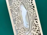 [Laser cut and engrave] Portafazzoletti in legno con decorazione a farfalle e fiori