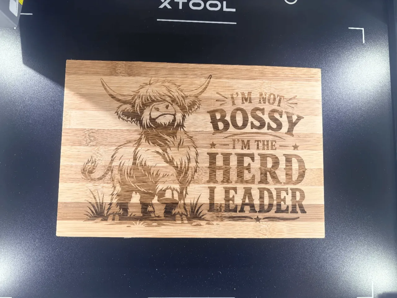 [Laser cut and engrave] Highland Cow Cutting Board with I'm Not Bossy I'm The Herd Leader Quote