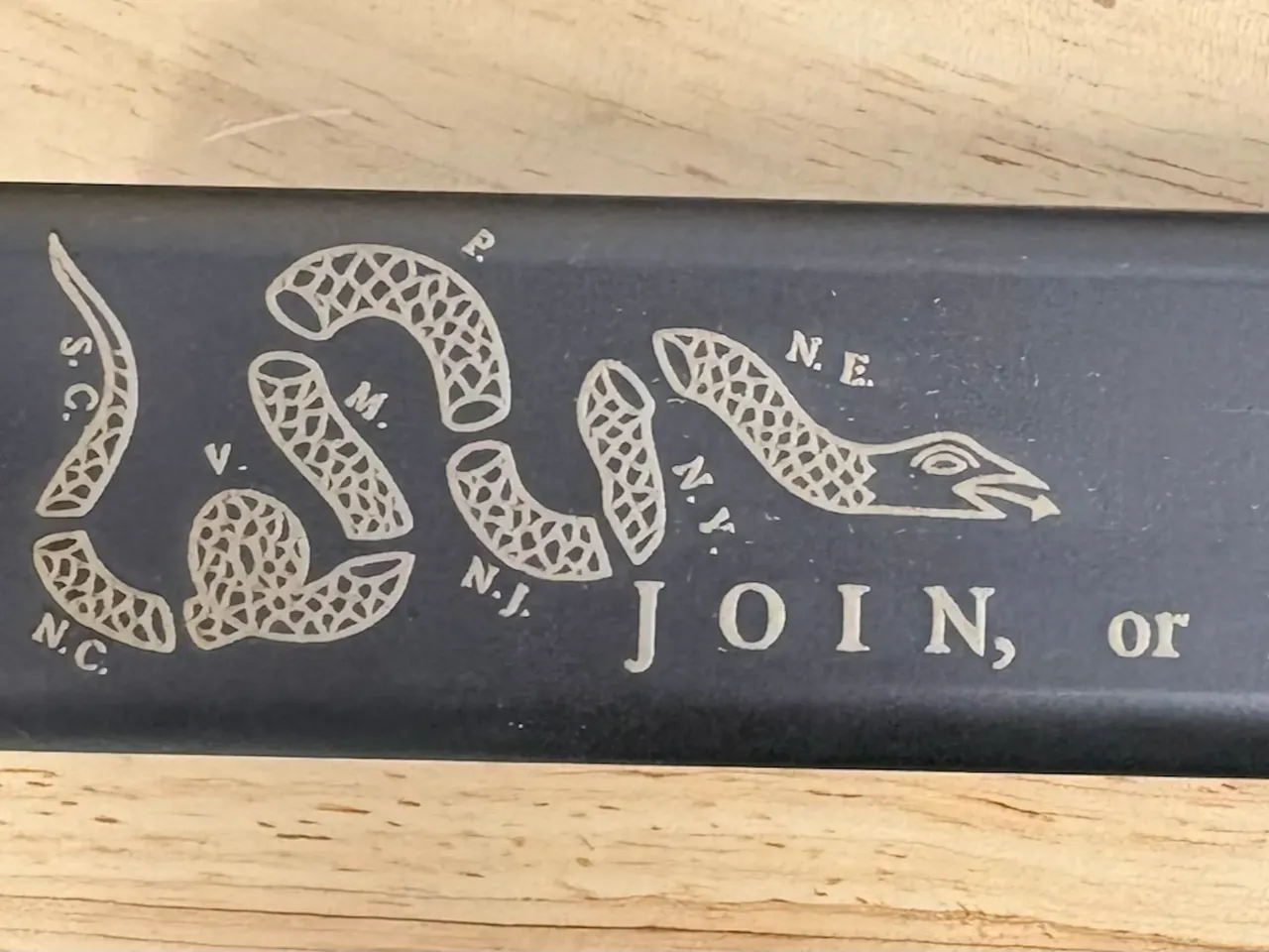 [Laser cut and engrave] Join or Die Snake Political Cartoon Illustration