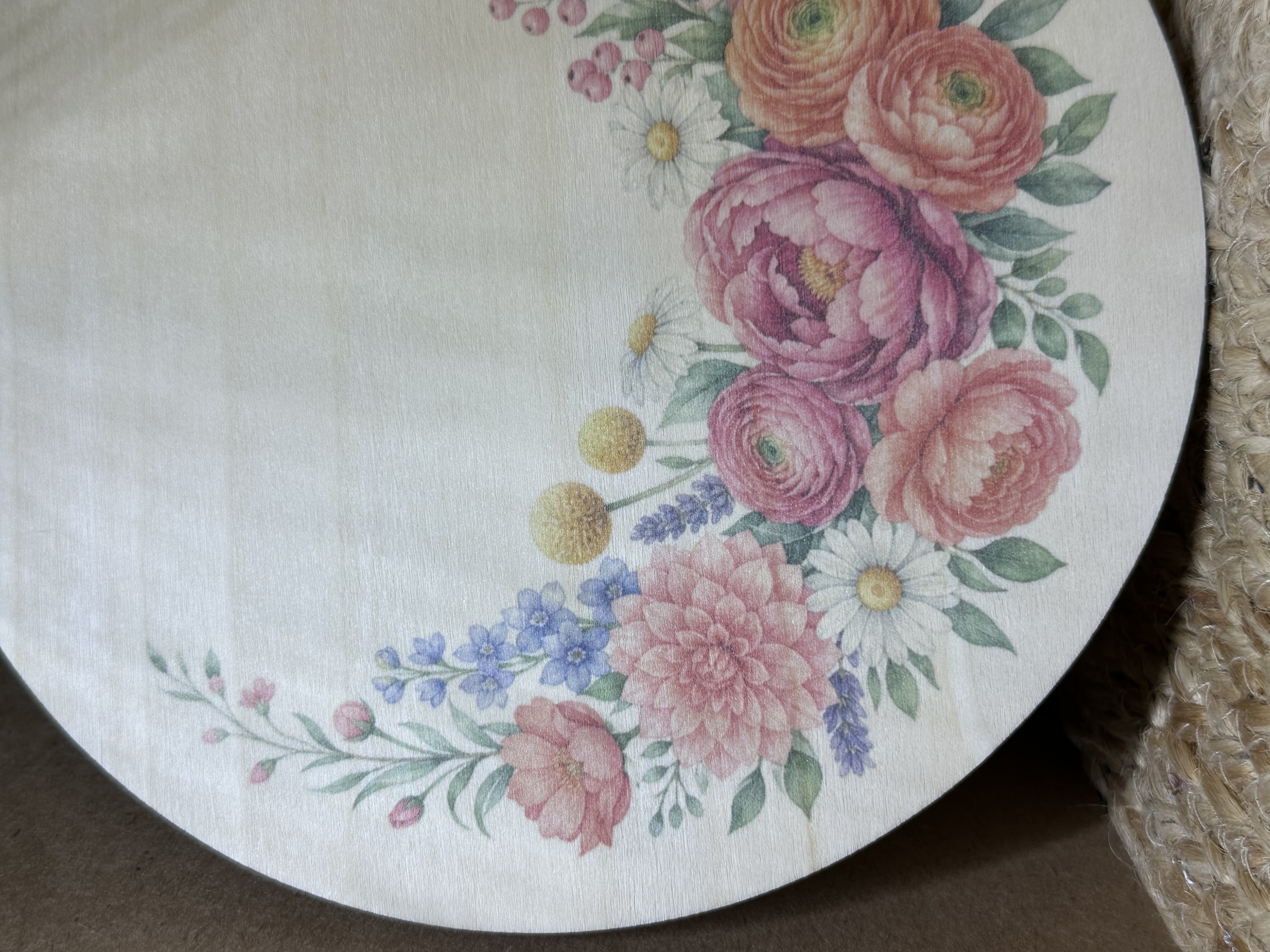[Inkjet printing] Rundes Holzschild mit floralem Blumenkranz Motiv