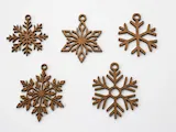 [Laser cut and engrave] Ensemble de cinq ornements de Noël en forme de flocon de neige
