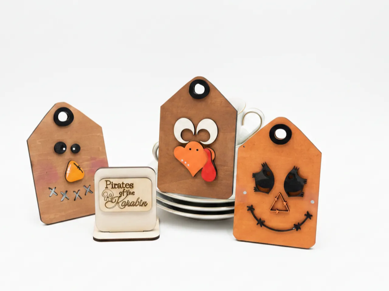 [Laser cut and engrave] Thanksgiving Turkey and Scarecrow Gift Card Holder Tags