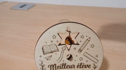 [Laser cut and engrave] Carrousel du meilleur élève