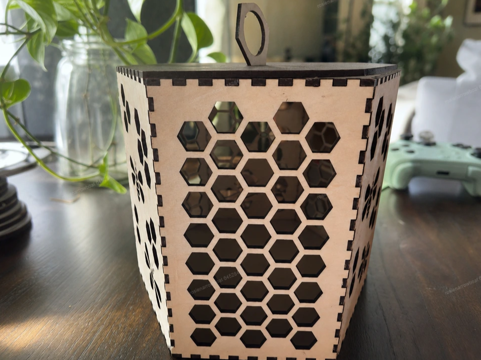 Hexagonal Honeycomb Pattern Wooden Storage Box with Lid