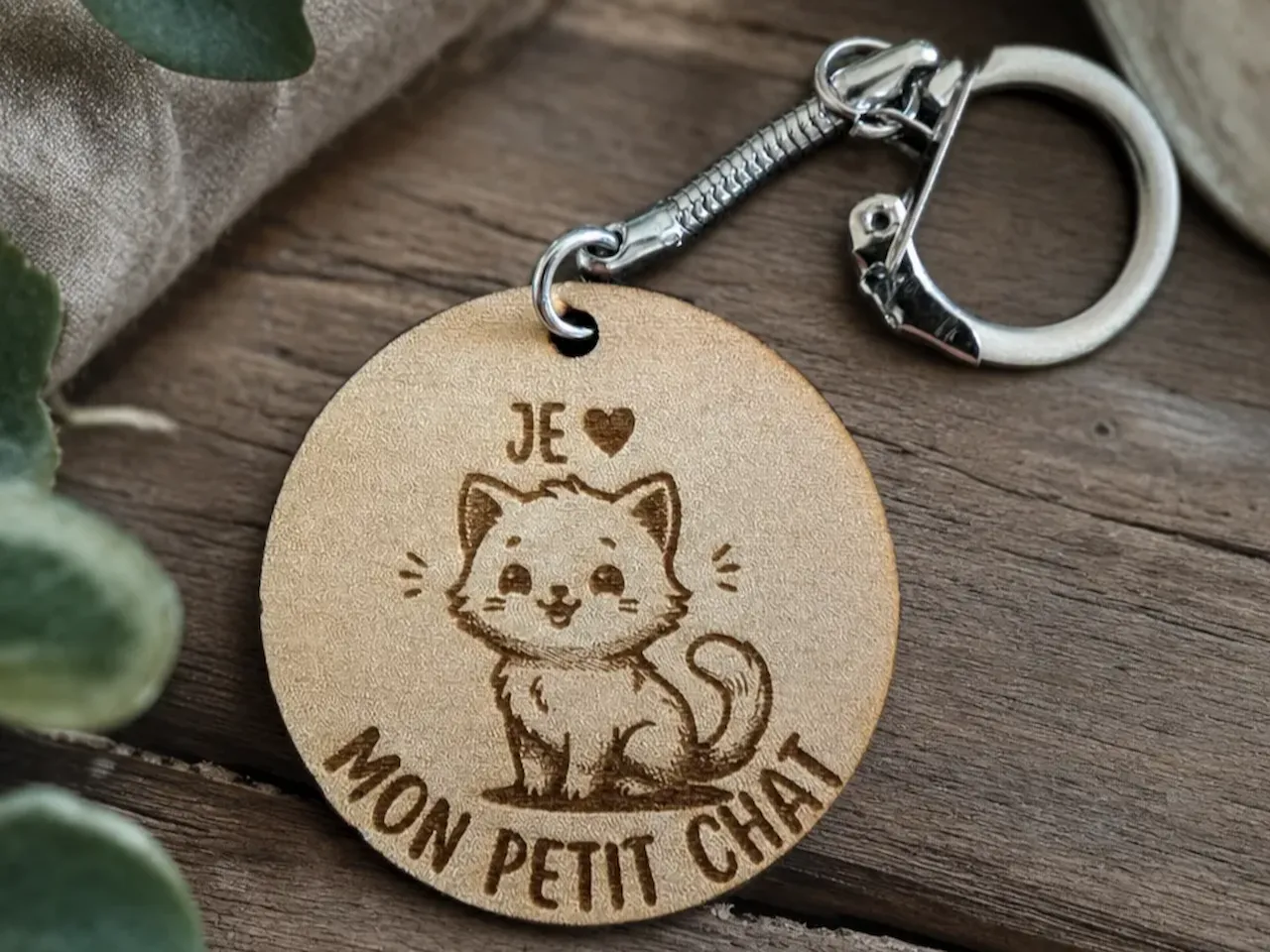 [Laser cut and engrave] Porte-clés en bois avec illustration de chat et inscription: Je t'aime mon petit chat