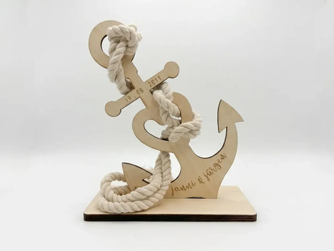 [Laser cut and engrave] Anchor Nautical Theme Anniversary Wooden Anchor with Rope Detail