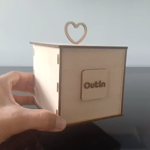 [Laser cut and engrave] Wooden storage box