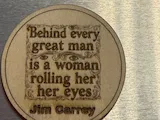 [Laser cut and engrave] Round Wooden Plaque with Jim Carrey Quote About Great Men and Women