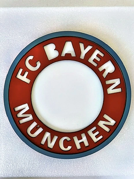 [Laser cut and engrave] FC Bayern München Logo Wandbild