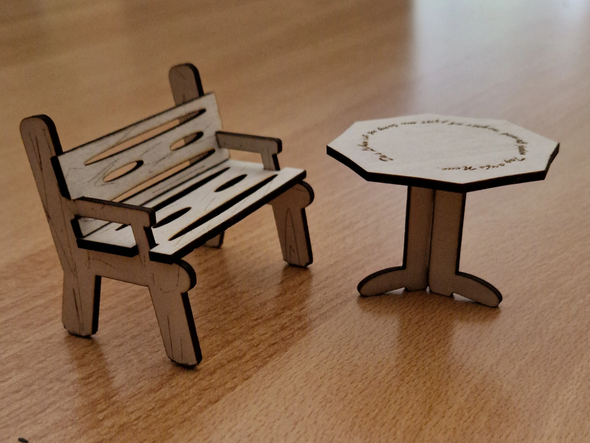 Miniatur Parkbank und Tisch Set aus Holz