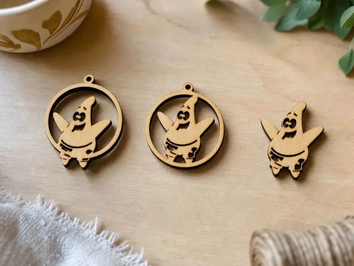 [Laser cut and engrave] Patrick Star wooden hanging ornaments and charm