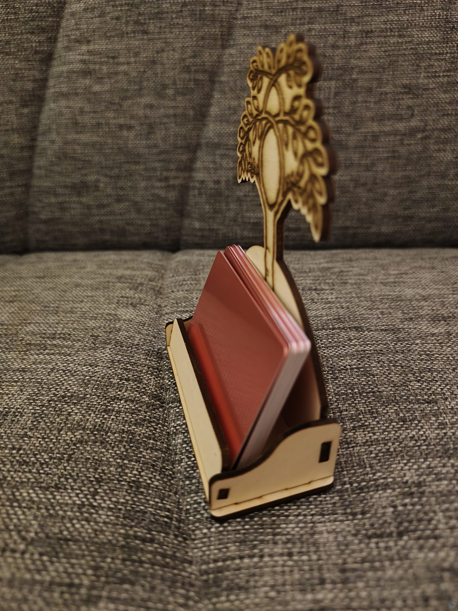 [Laser cut and engrave] Tree Motif Wooden Business Card Holder