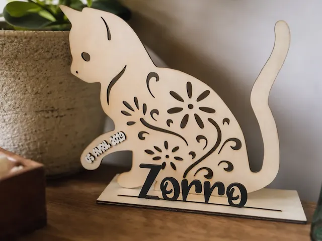 Déco à poser Chat avec Prénom et DDN