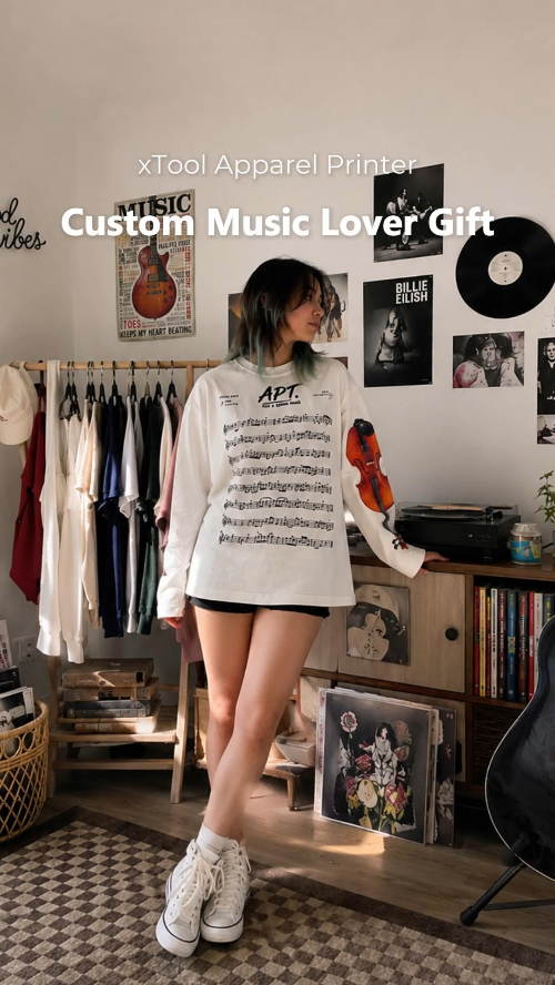 [DTF Printing] Long sleeve white t-shirt with musical score and violin graphic
