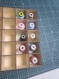 [Laser cut and engrave] un casier de 25 bobines de fil a broder